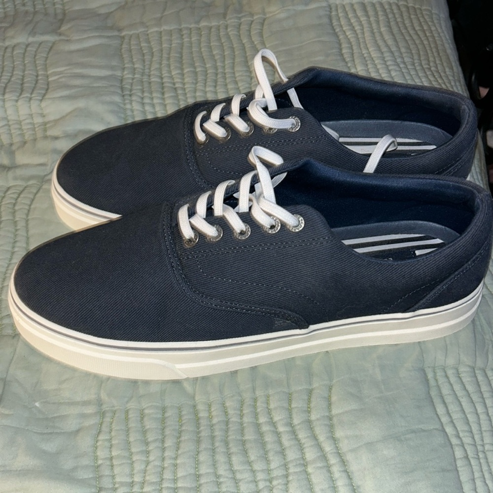 New Chaps Sneakers